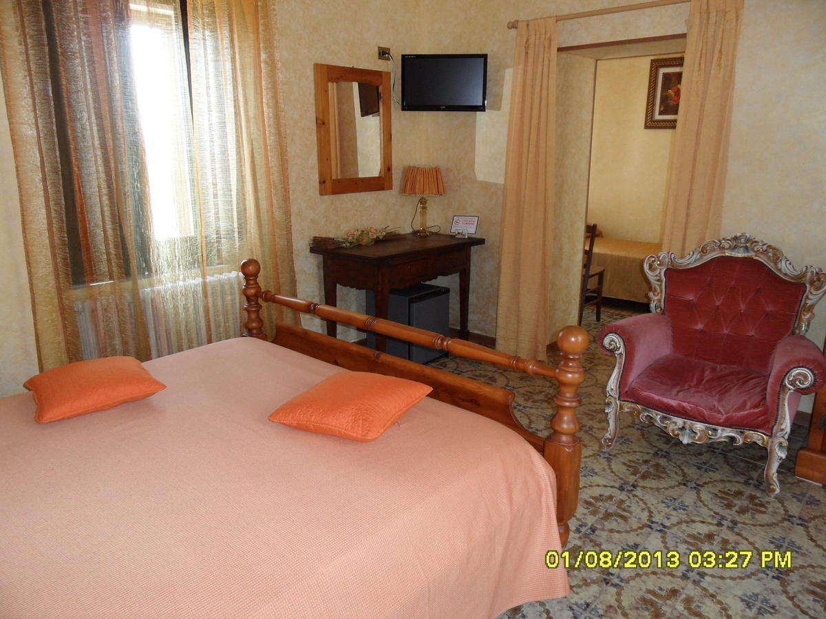 Bed & Breakfast Garrupa Marcellinara Pokoj fotografie