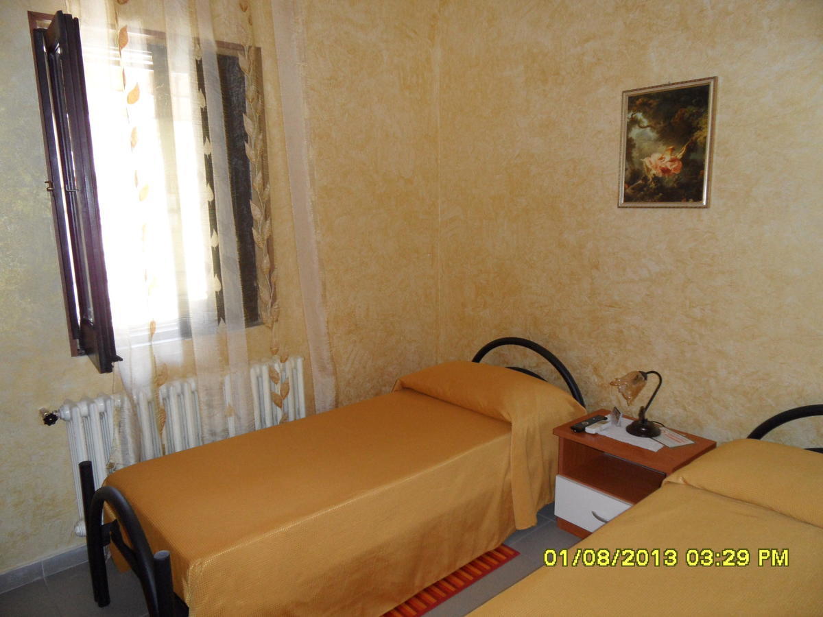 Bed & Breakfast Garrupa Marcellinara Pokoj fotografie